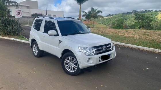 MITSUBISHI PAJERO FULL 3.2 HPE 4X4 16V TURBO INTERCOOLER DIESEL 2P AUTOMÁTICO